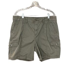Style & Co Woman's Cargo Utility Shorts Lightweight Green 16
